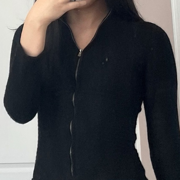 Max Studio Hong Kong 100% WOOL Sweater - Picture 1 of 2